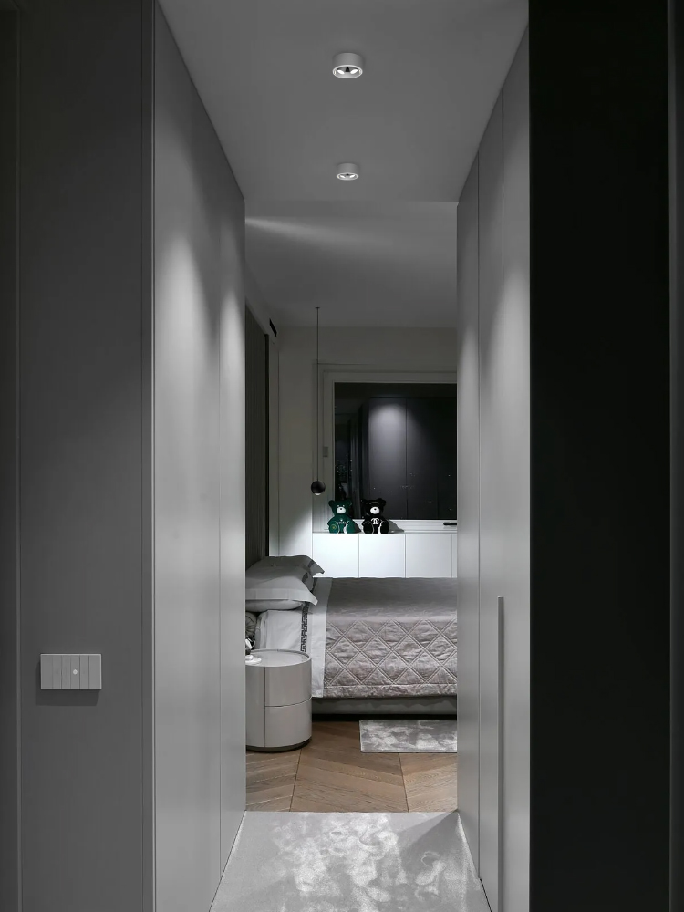 Adjustable twin head semi recessed spotlight, great for wall washing in living rooms, corridors, and retail displays
